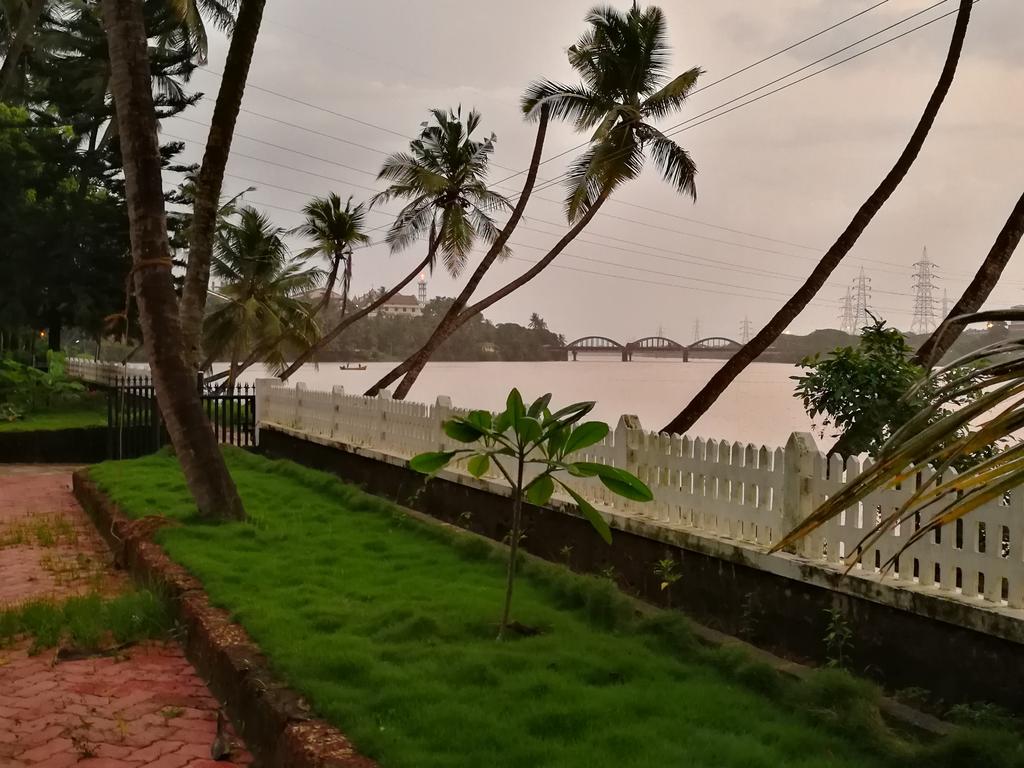 Nisarga Nirvana River House Mangalore Extérieur photo